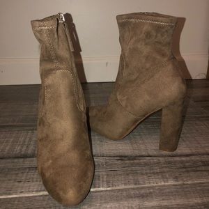 Steve Madden Booties🌟